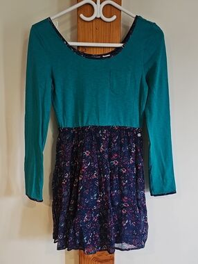 Roxy Teal Top with Navy Floral Trim